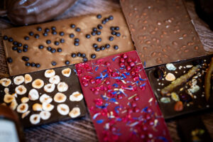 DSC4219-300x200-1.jpg Tablettes Incrustées