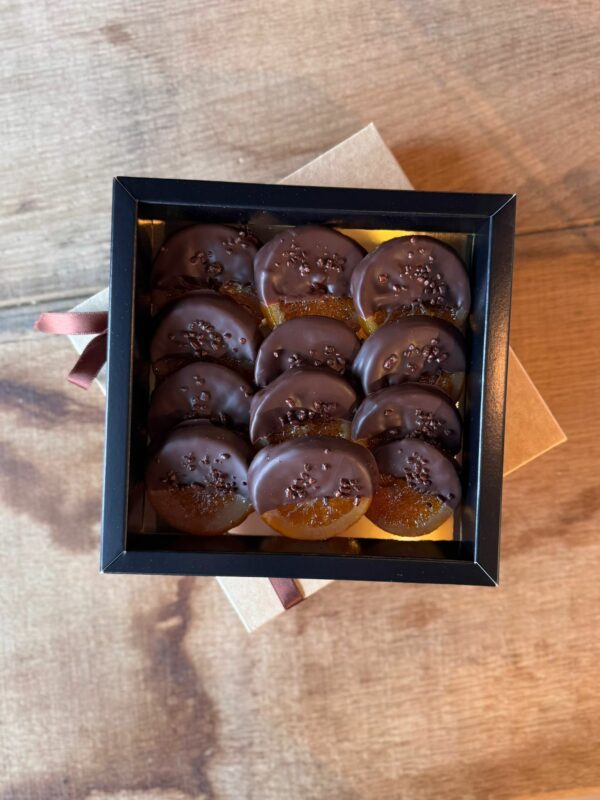 orangettes Rondelles d’orange confites enrobées de chocolat noir dans leur coffret artisanal